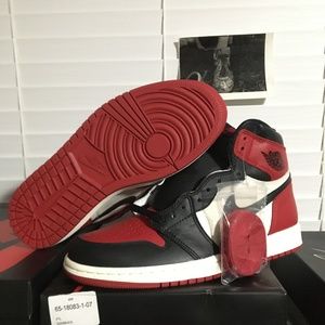 Nike Air Jordan 1 Retro High Bred Toe
